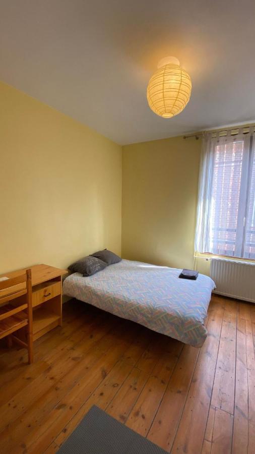 Appartement Dans Une Impasse Calme Proche De La Gare *